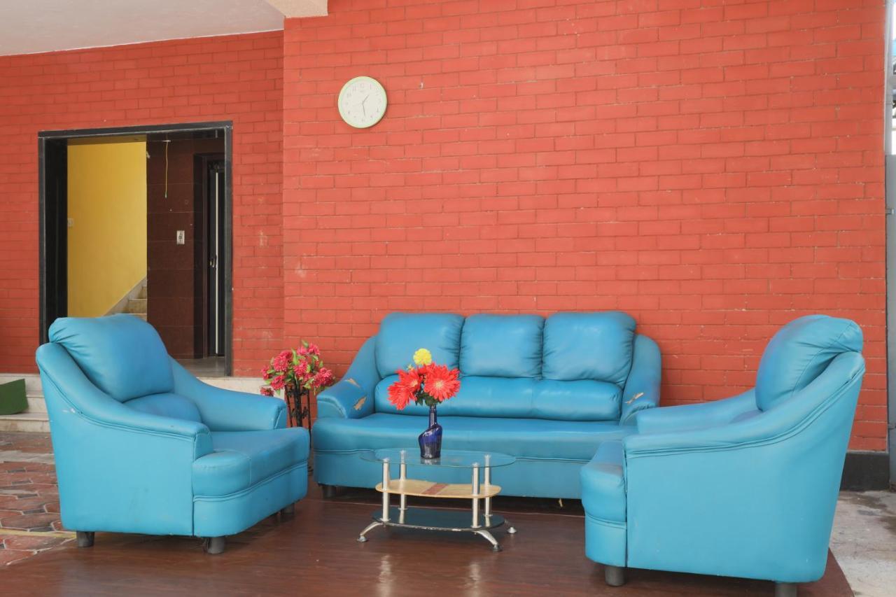 Green Tree Hotel-Near Vfs Global And Ramee Mall Chennai Luaran gambar