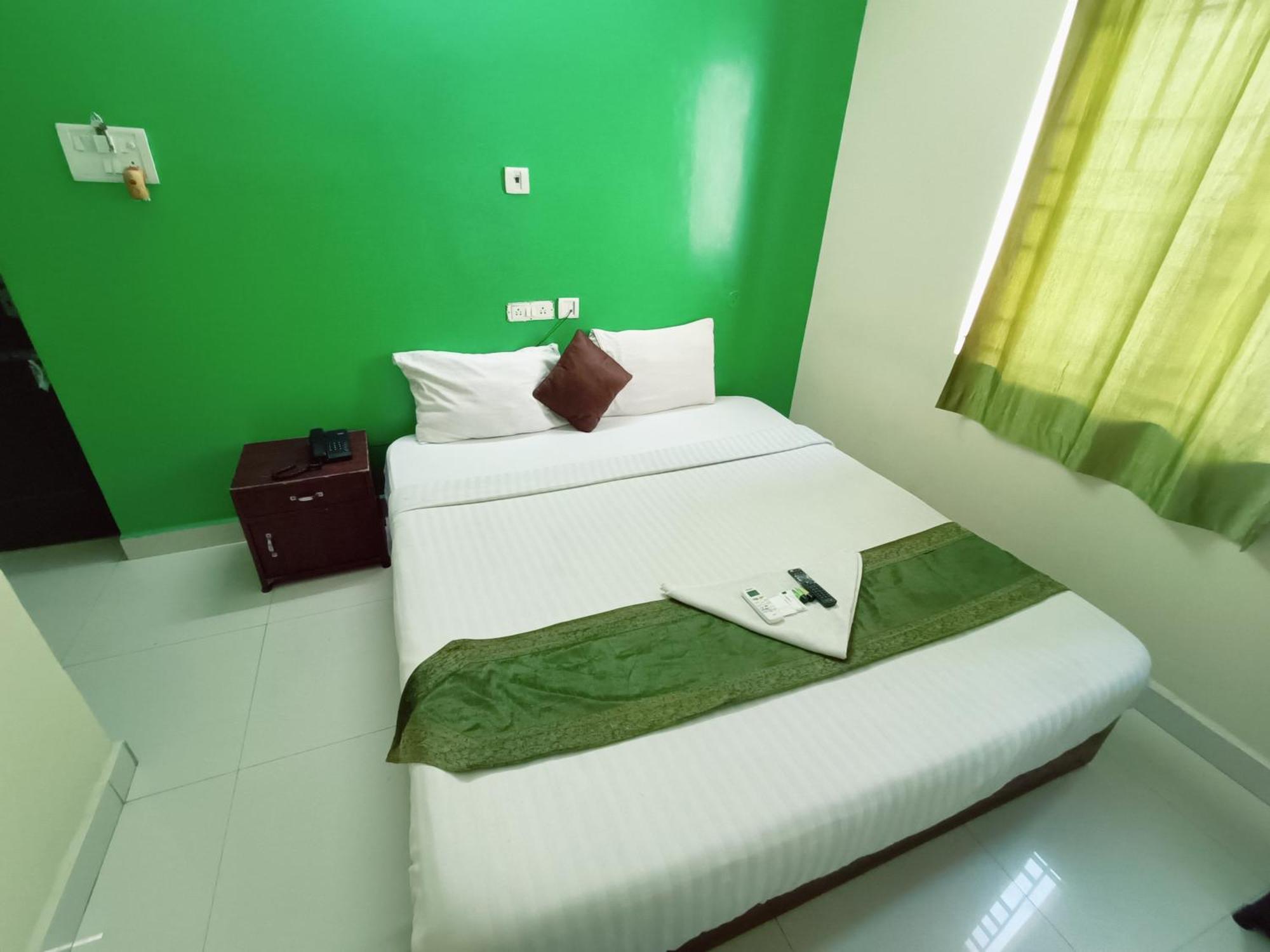 Green Tree Hotel-Near Vfs Global And Ramee Mall Chennai Luaran gambar